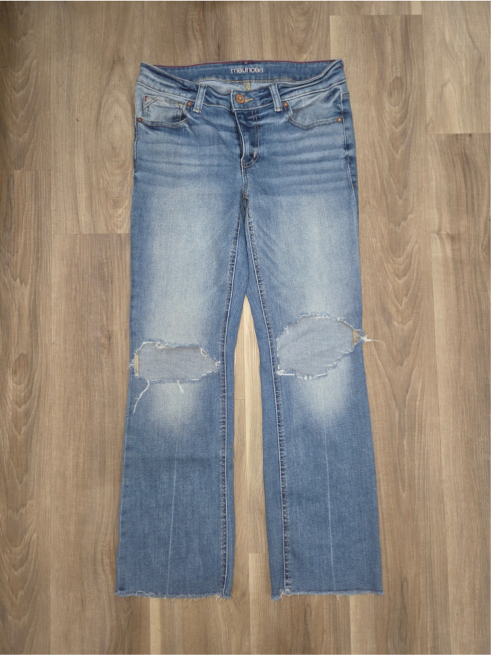 •Maurices• Women's Blue Distressed Jeans Size 10 Short